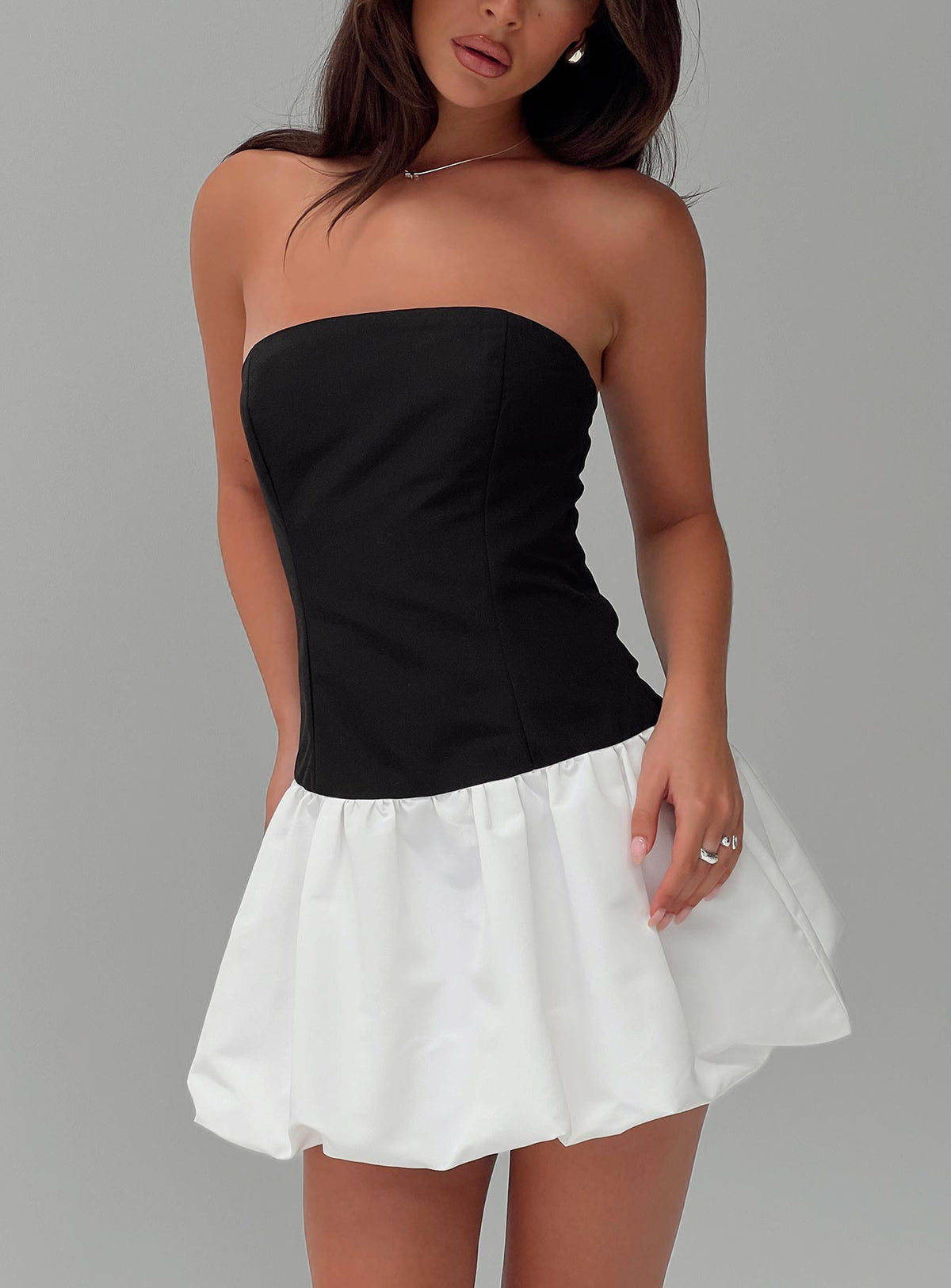 Delicacies Bubble Hem Mini Dress Black / White