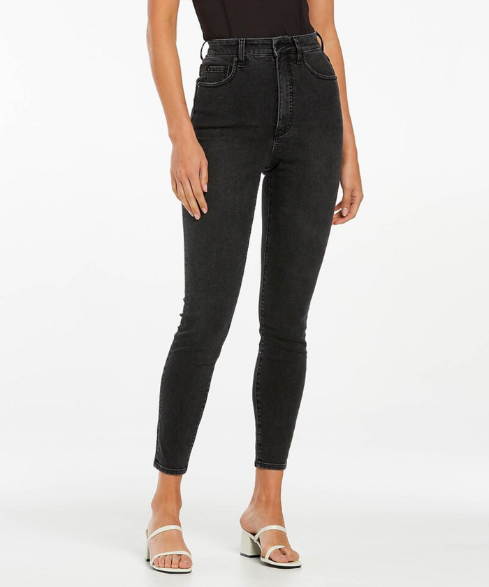 Lee Hourglass High Licks Crop Skinny Jean (Regal Black)