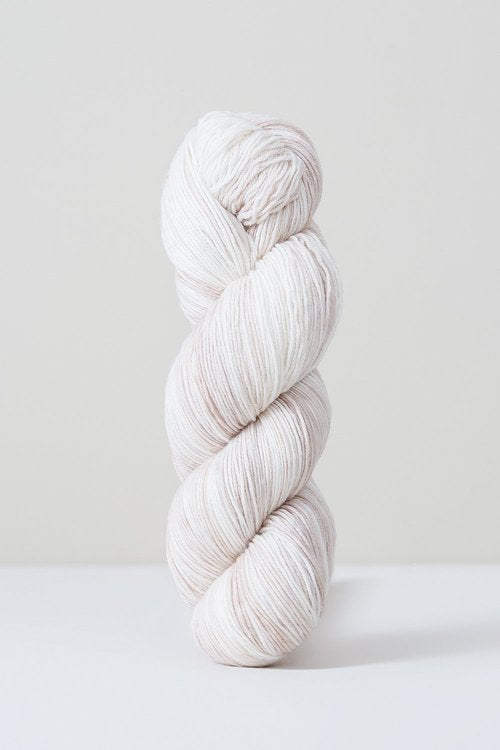 Urth Yarns - Uneek Monokrom Fingering