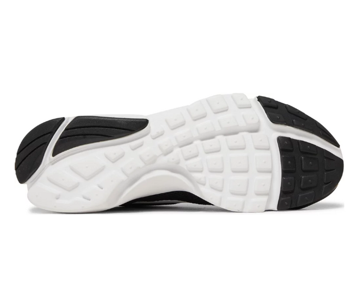 Women's Nike Presto Fly (Black/White)
