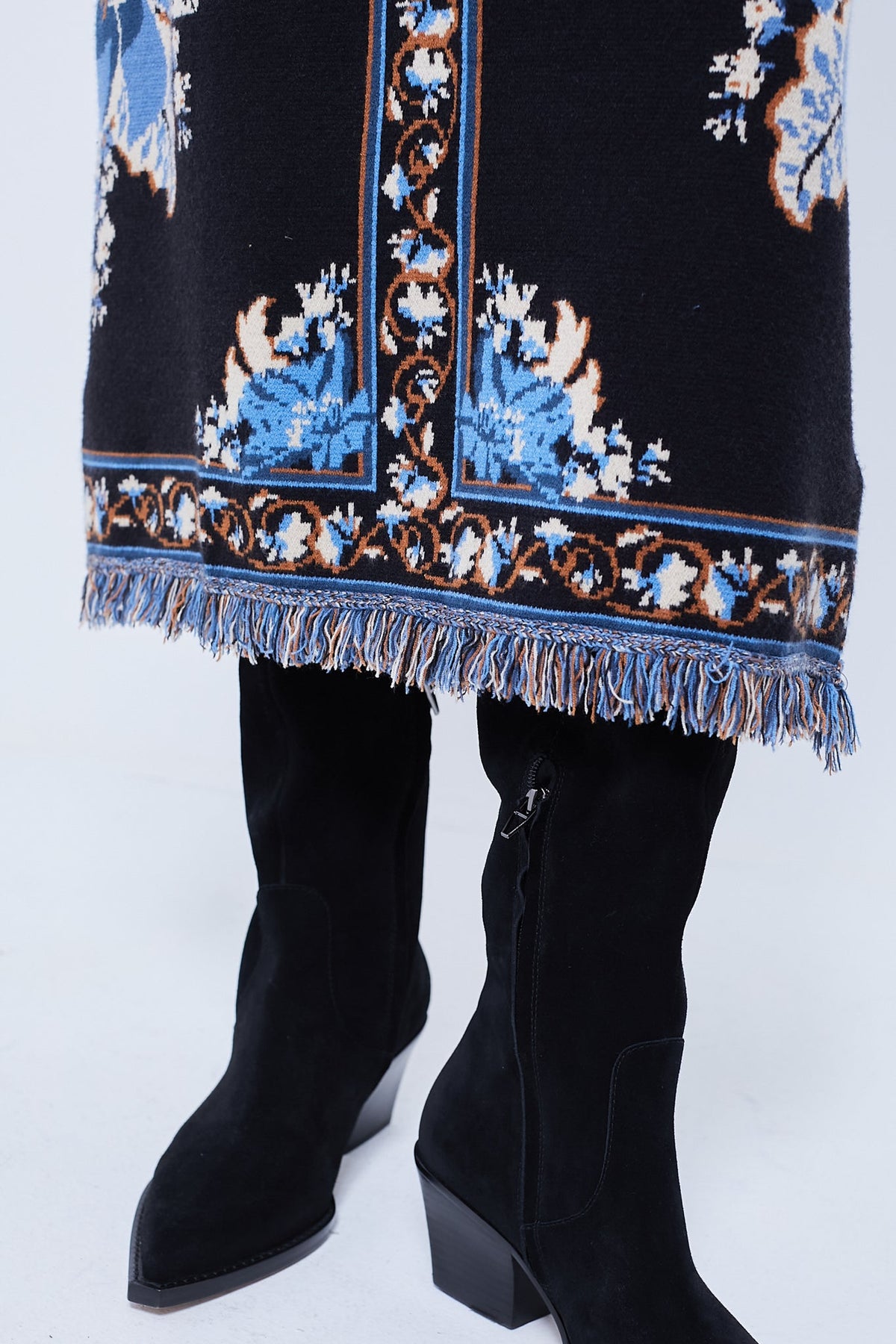 Blossom Tapestry Knit Skirt